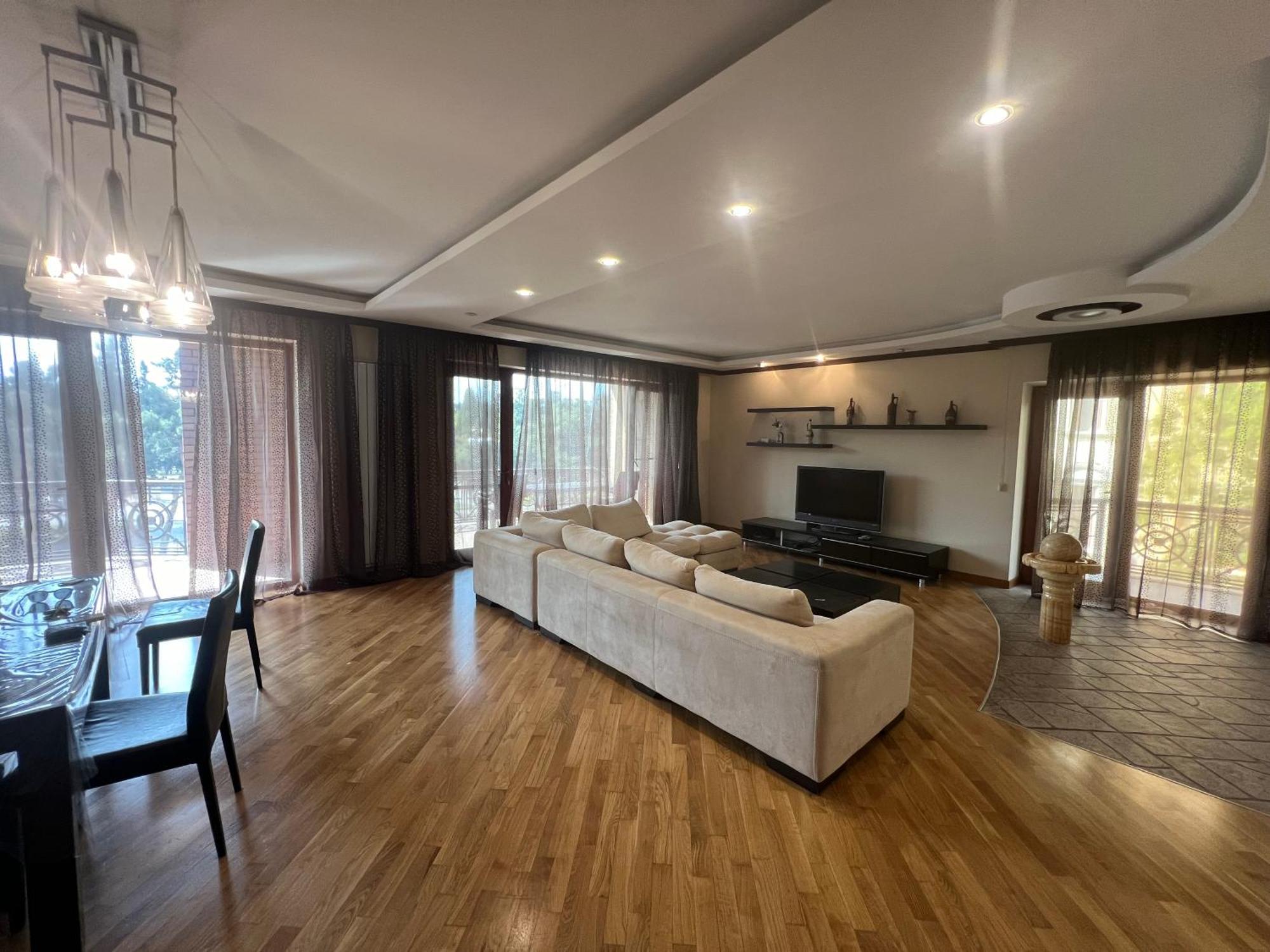 Promenade 2 Bdr Apartment Баку Екстер'єр фото