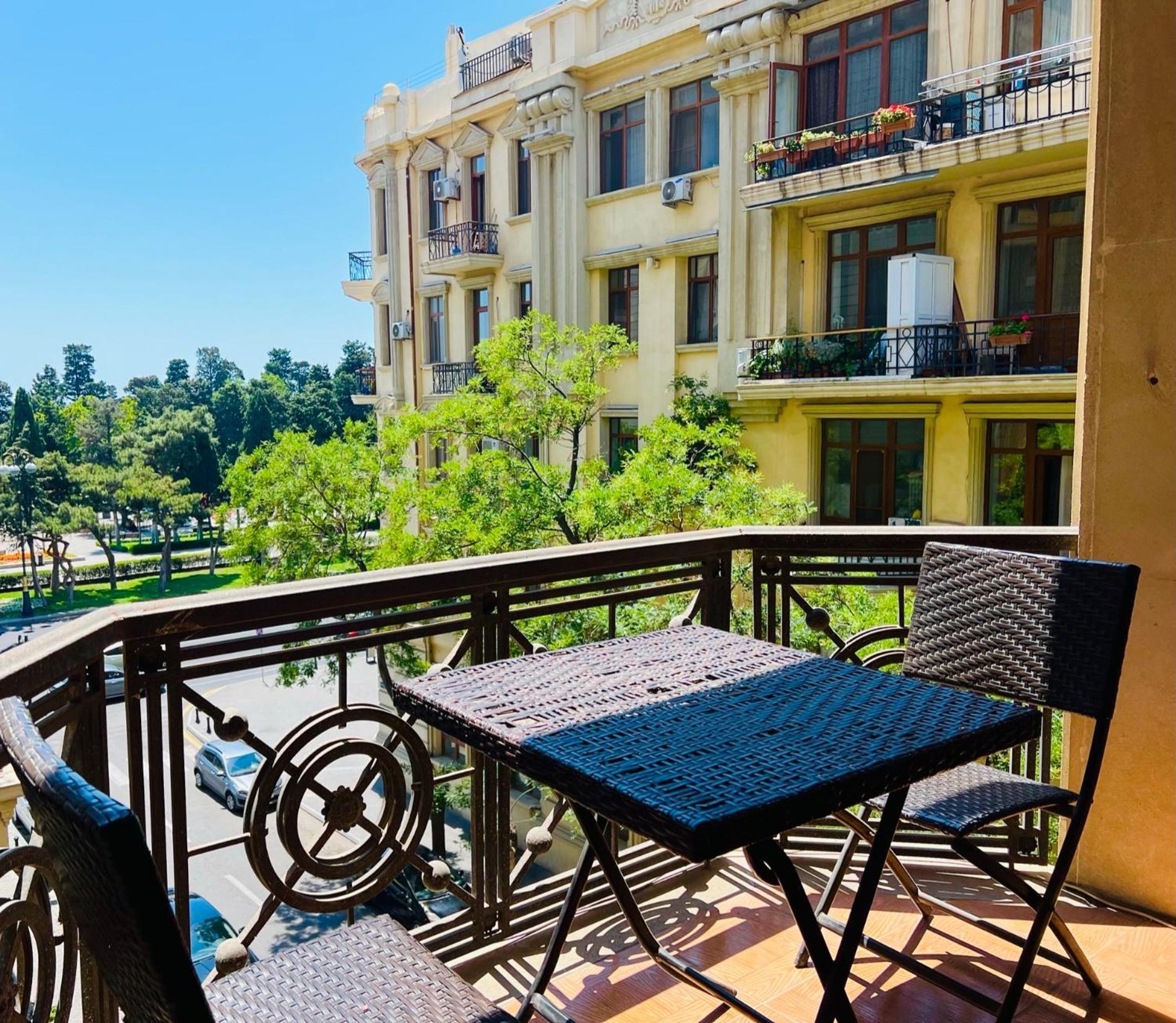 Promenade 2 Bdr Apartment Баку Екстер'єр фото
